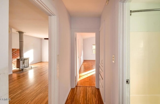 Building Photo - 5259 Aldama St