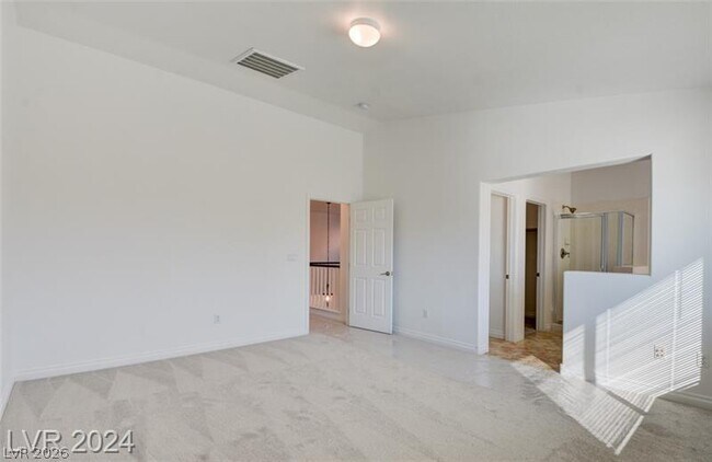 Building Photo - 4736 Killington St