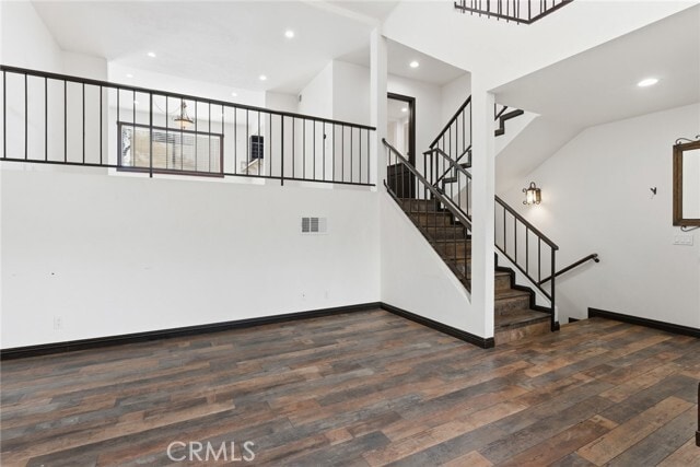 Building Photo - 26128 Alizia Canyon Dr