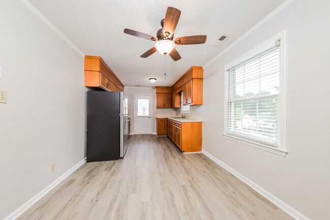 Building Photo - 4316 Cornell Ave