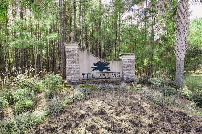 Building Photo - 463 Coconut Dr