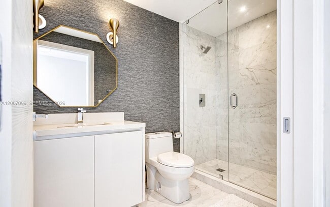 Building Photo - 1 Collins Ave