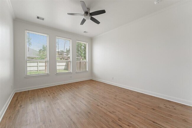 Building Photo - 10091 Black Maple Dr