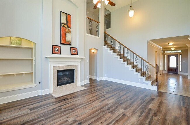 Building Photo - 10910 Milano Ct