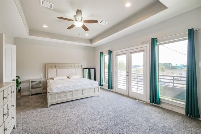 Building Photo - 8404 Safeguard St