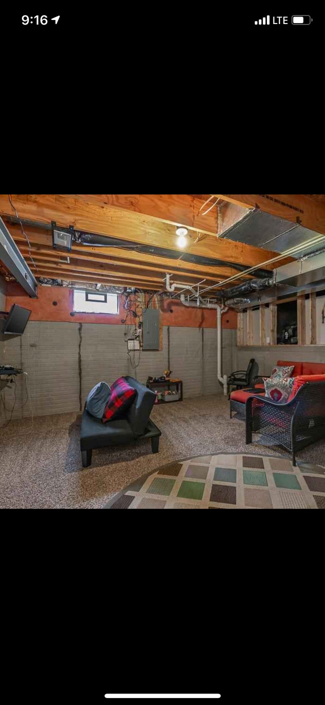 Building Photo - 5408 Elk River Dr