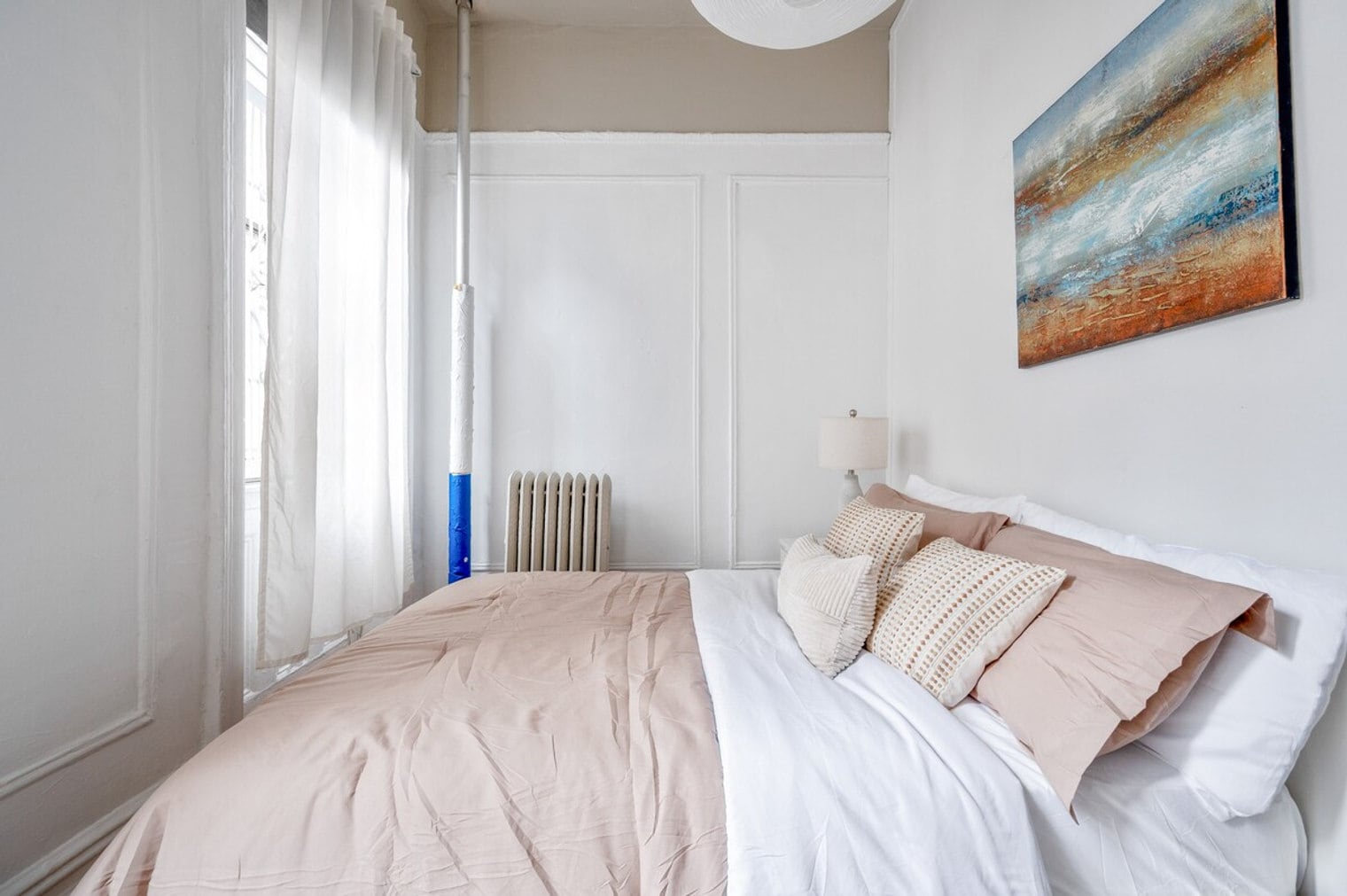 Building Photo - 459 W 46th St