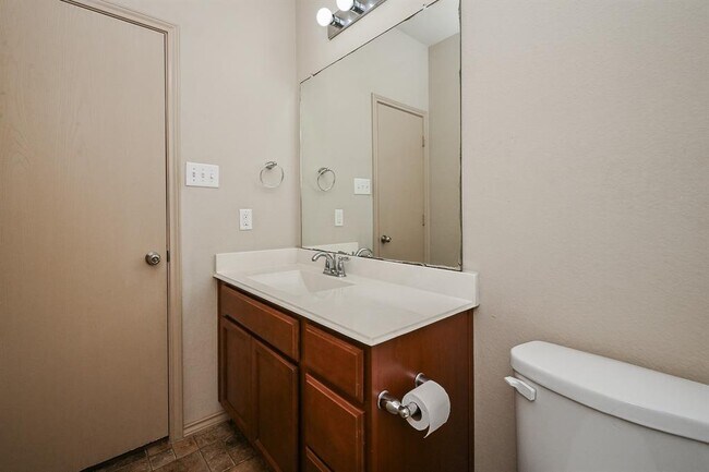 Building Photo - 20603 Flintoff Ln