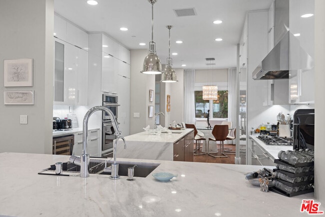 Building Photo - 22065 Pacific Coast Hwy