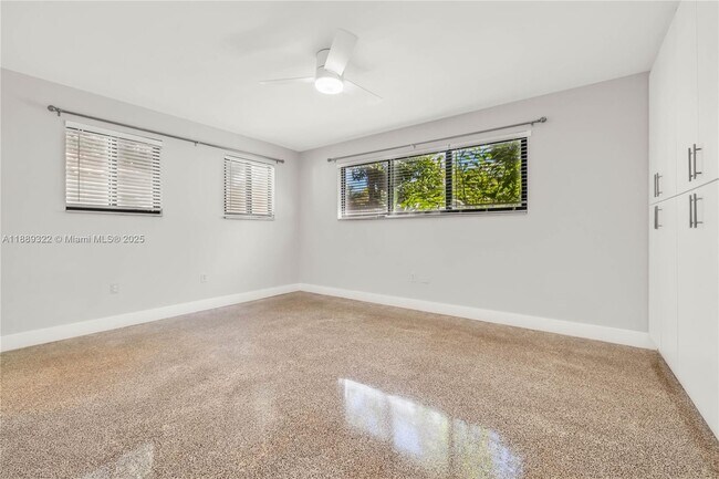 Building Photo - 454 NE 93rd St