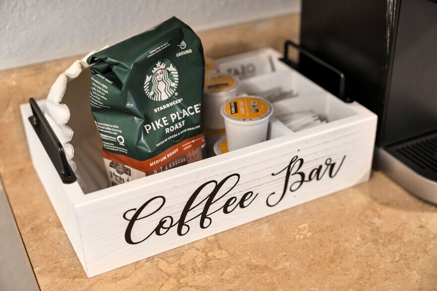 Building Photo - 779 34th St SE