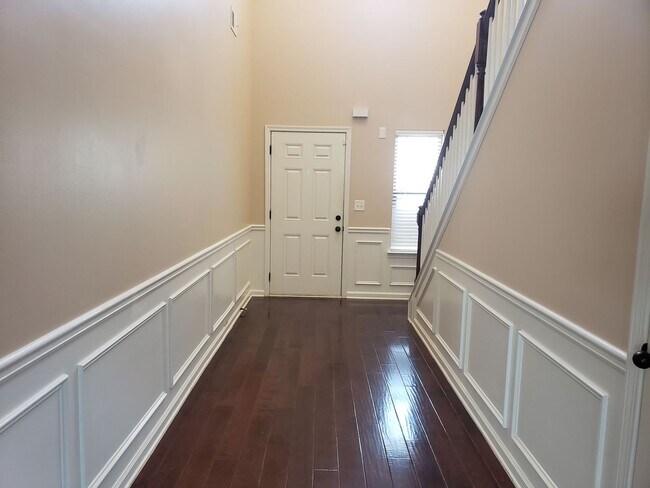 Building Photo - 1112 Grove Landing Ln