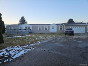 Building Photo - 312 Black Oak Ct