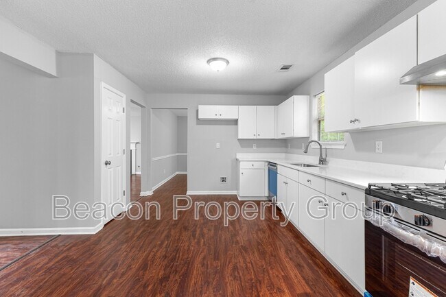 Building Photo - 4506 White Rd
