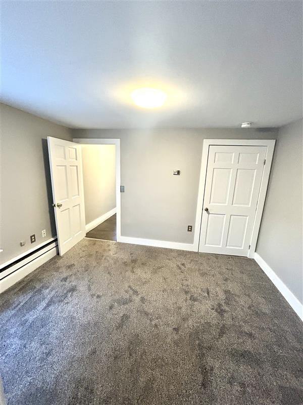 Building Photo - 33 Putnam St