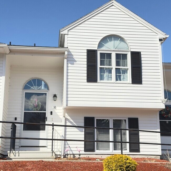 Building Photo - 118 Riverview Pl