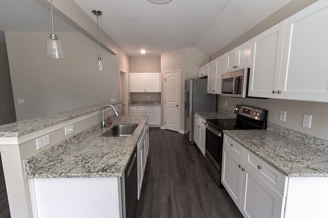Building Photo - Prattville Rental available now!