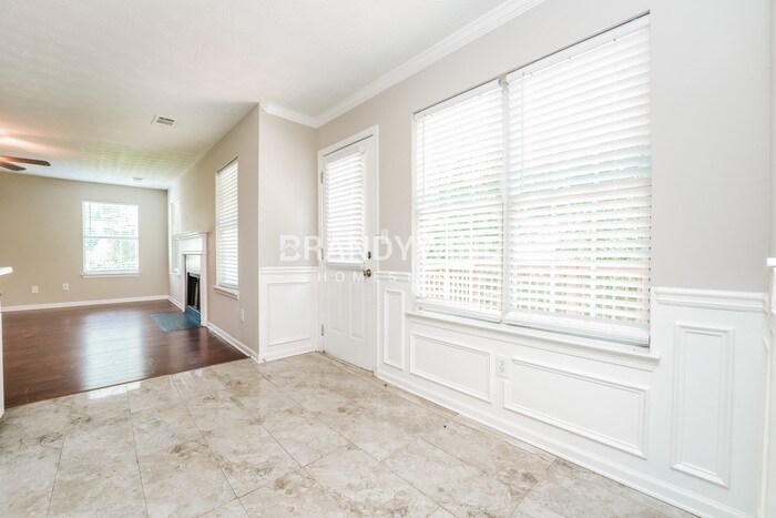 Building Photo - 2334 Brookgate Way