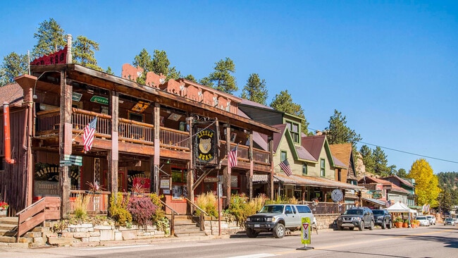 Building Photo - 28940 Golf Way