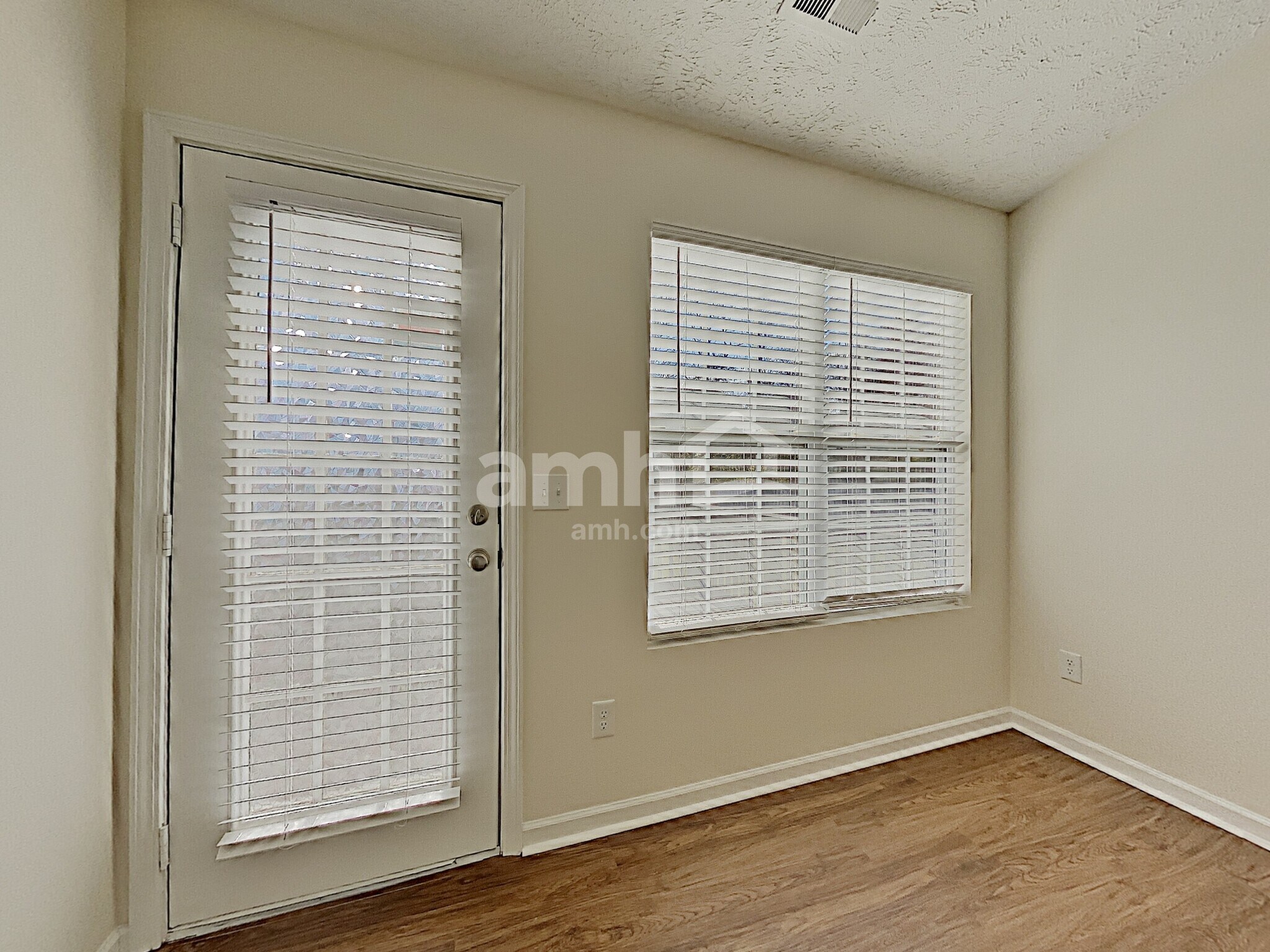Building Photo - 5034 Timber Trail Dr