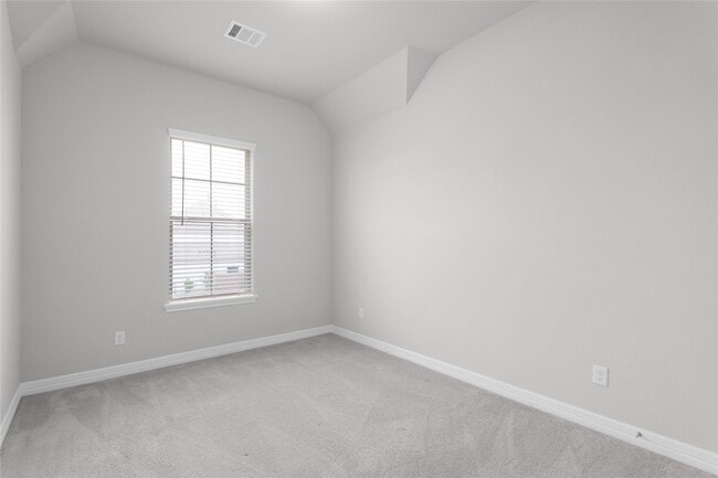 Building Photo - 6026 Lake Bridge Ln