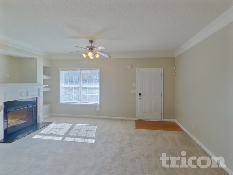 Building Photo - 6358 Olmadison Pl