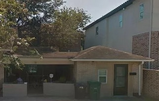 Building Photo - 1200 E 26th St