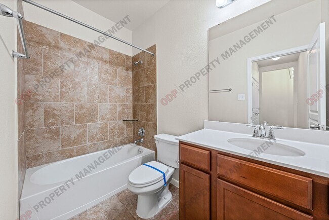 Building Photo - 719 Dunford Dr