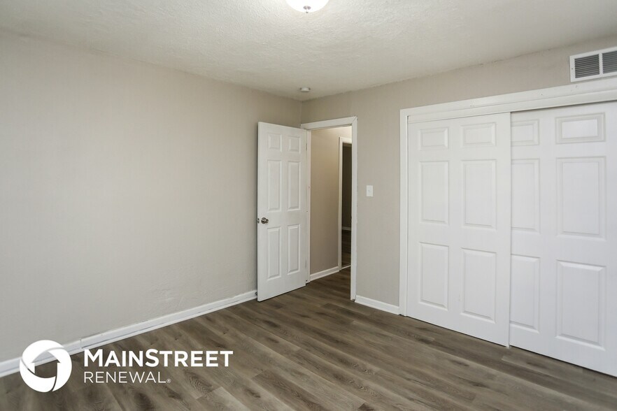 Building Photo - 7318 Brooklyn Ave