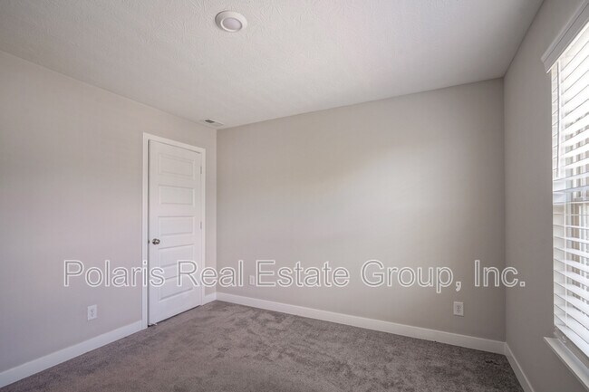 Building Photo - 8239 Bostic Dr