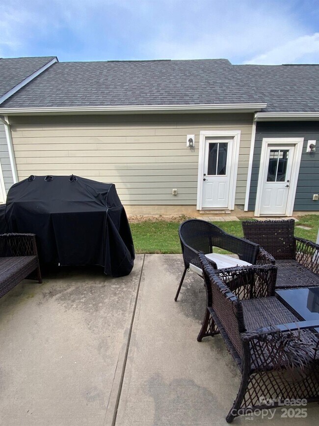 Building Photo - 11237 Bryton Pkwy