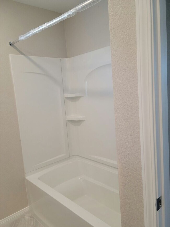 Building Photo - COMING SOON! NICE 4 BEDROOM HOME IN CENTENNIAL HILLS-NORTHWEST AREA!!!