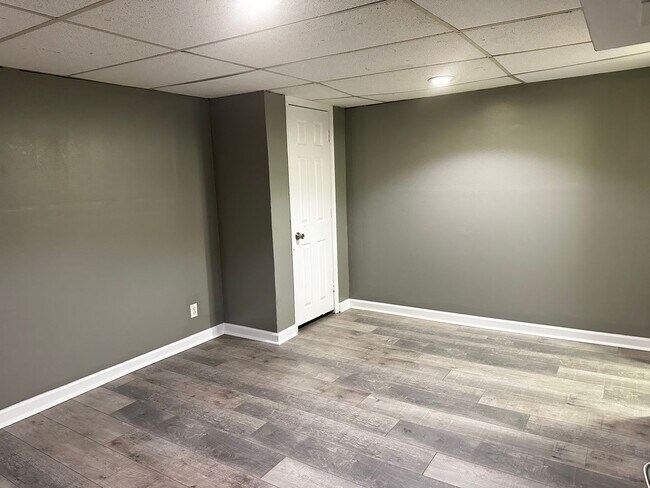 Building Photo - Perfect house to call home