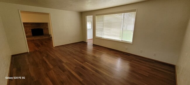 Building Photo - Beautiful Spacious Home for Rent