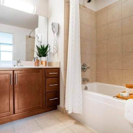 Building Photo - 573 W Kinzie St