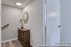 Building Photo - 8715 Starcrest Dr