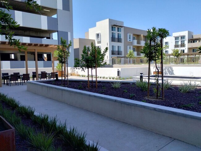 Building Photo - Monterey Bay Square (#308)