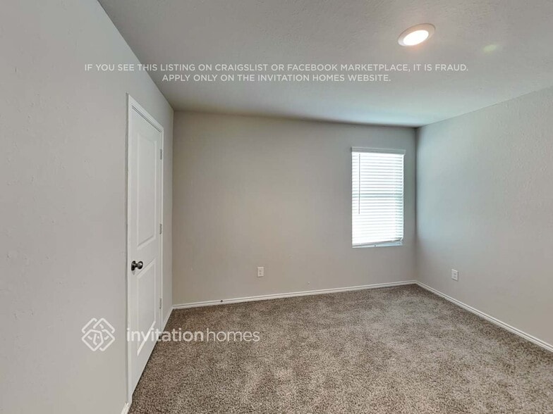 Building Photo - 7326 Adaja Riv