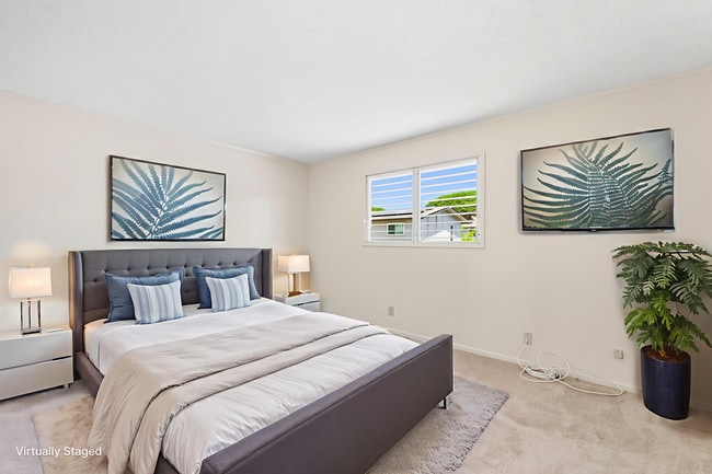 Building Photo - Waiau Gardens Kai Townhouse with 3 bedrooms / 1.5 bathrooms / 2 assigned parking stalls