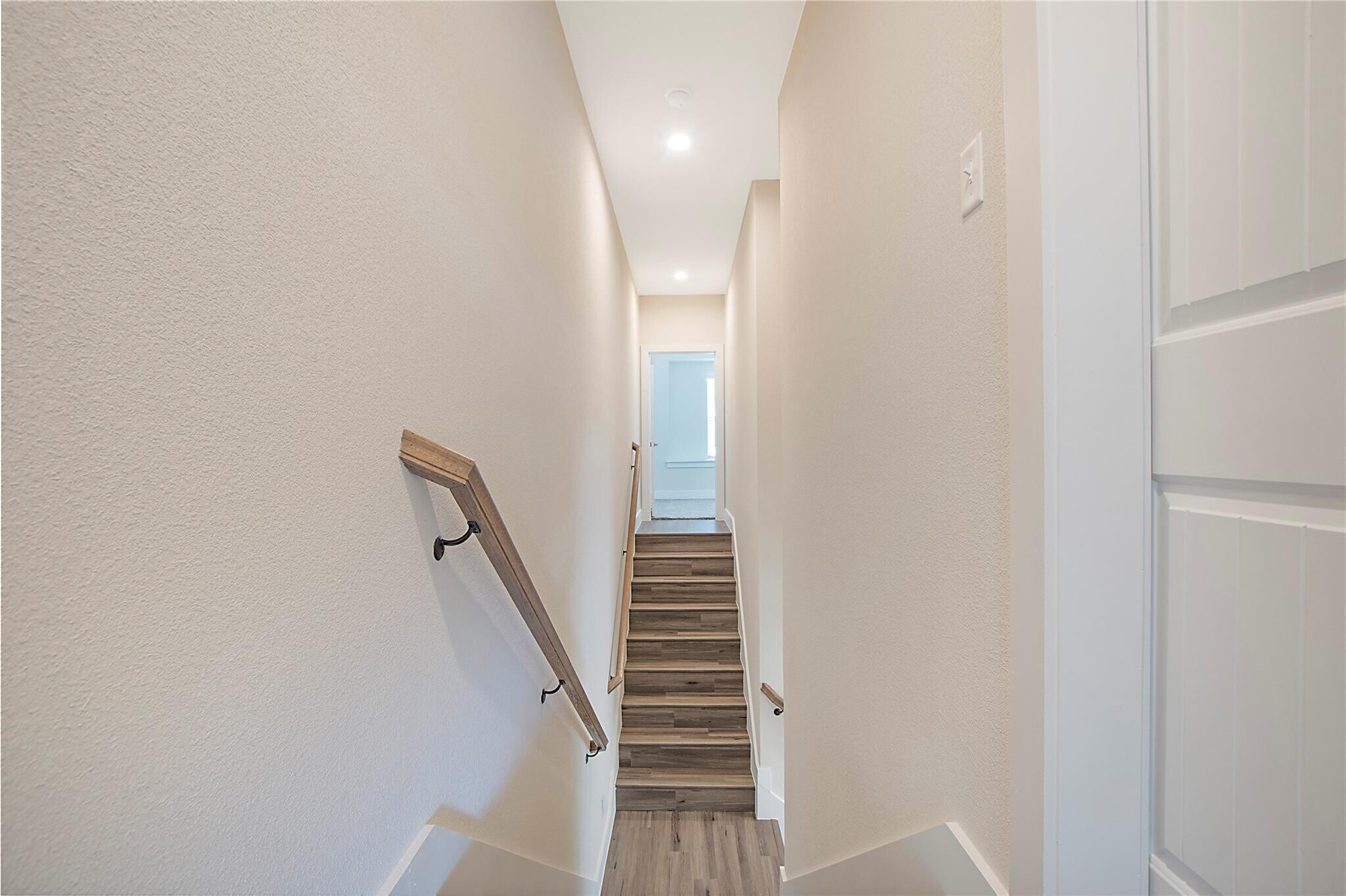 Building Photo - 1319 W Main St