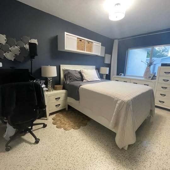 Building Photo - 3530 NW 1st St