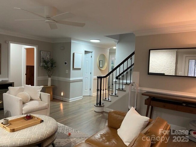 Building Photo - 10701 Maryfield Ln