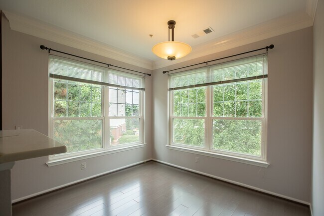 Building Photo - 1550 Spring Gate Dr.
