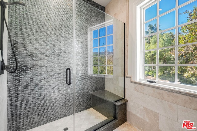 Building Photo - 17390 Tramonto Dr