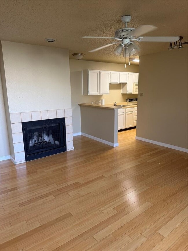 Building Photo - 3115 Helms St