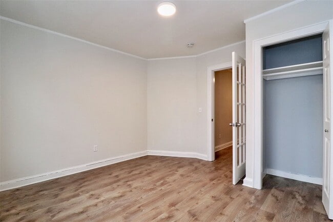 Building Photo - 63 Laidlaw Ave