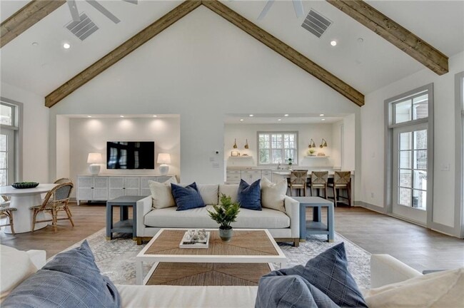 Building Photo - 106 Pinecone Pkwy