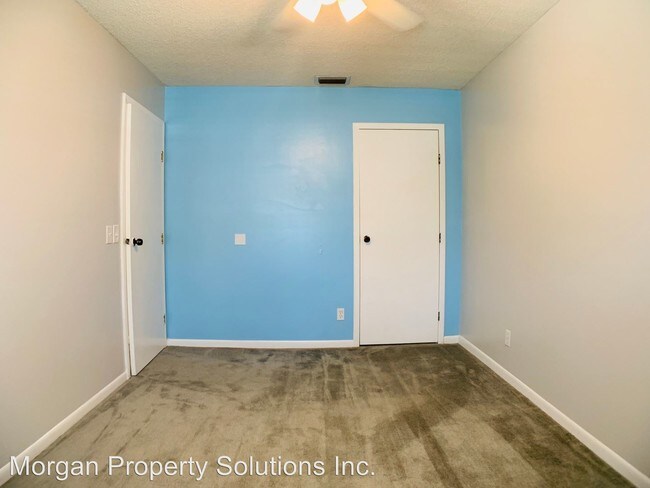 Building Photo - 5649 Royal Pine Blvd