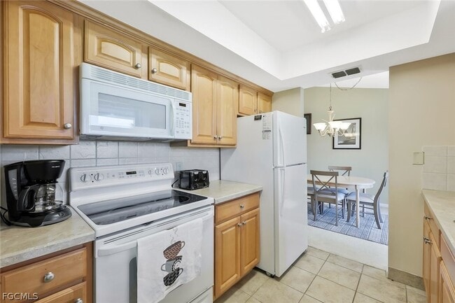 Building Photo - 8445 Charter Club Cir