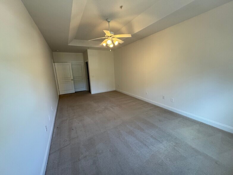 Building Photo - 1025 Riverland Woods Pl
